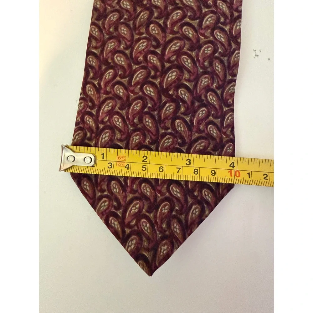 Peter Thomas by Superba Burgundy Paisley 100% Italian Silk Necktie Mens Classic